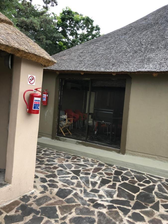 Lehae Lodge Acornhoek Exterior photo